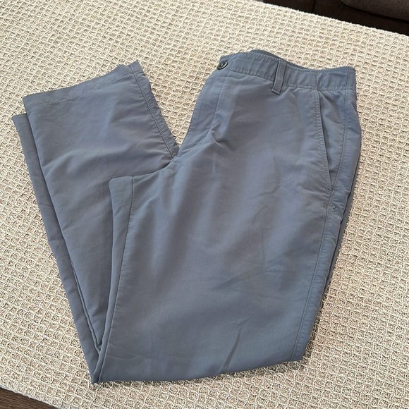 Under Armour Gray Chinos Comfortable Khakis - Picture 7 of 7